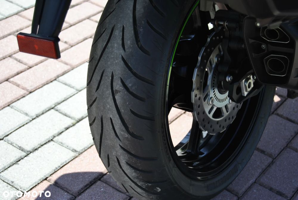 Kawasaki Versys 1000 - 25