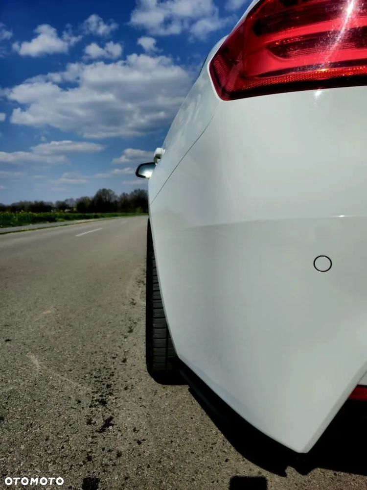 BMW Seria 3 335i xDrive Sport-Aut Sport Line - 7