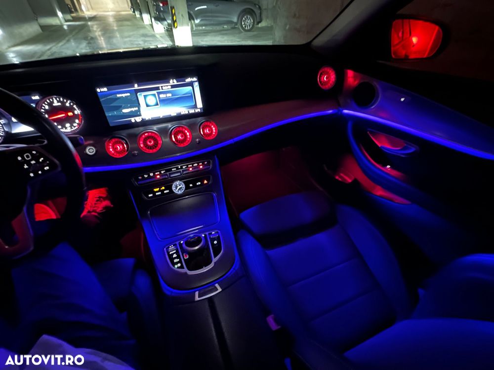Mercedes-Benz E 220 d 4MATIC Aut. - 9