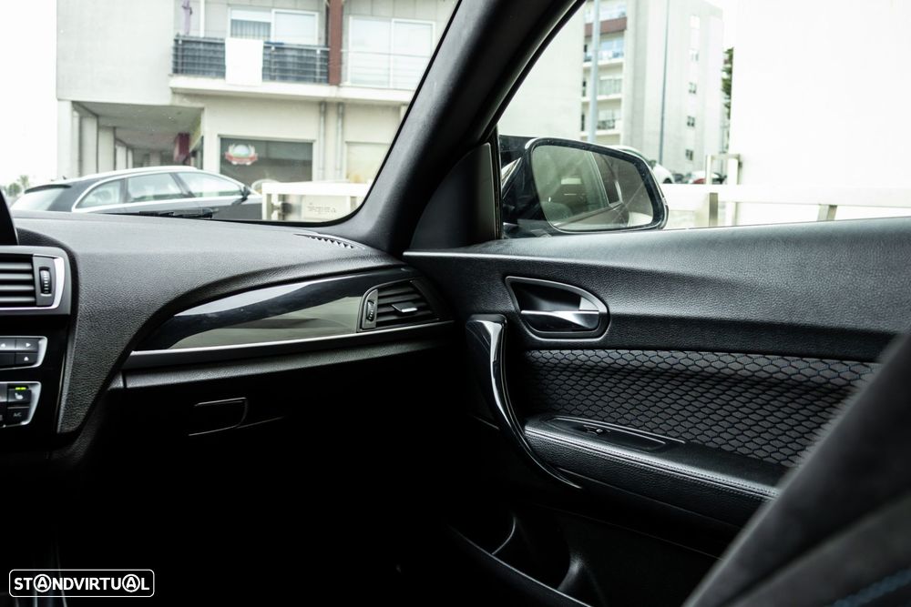 BMW 116 d Pack M - 15