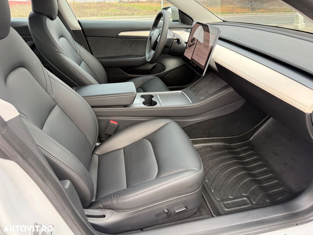 Tesla Model 3 RWD - 6