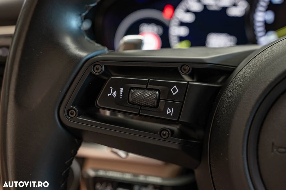 Porsche Panamera 4 E-Hybrid - 20