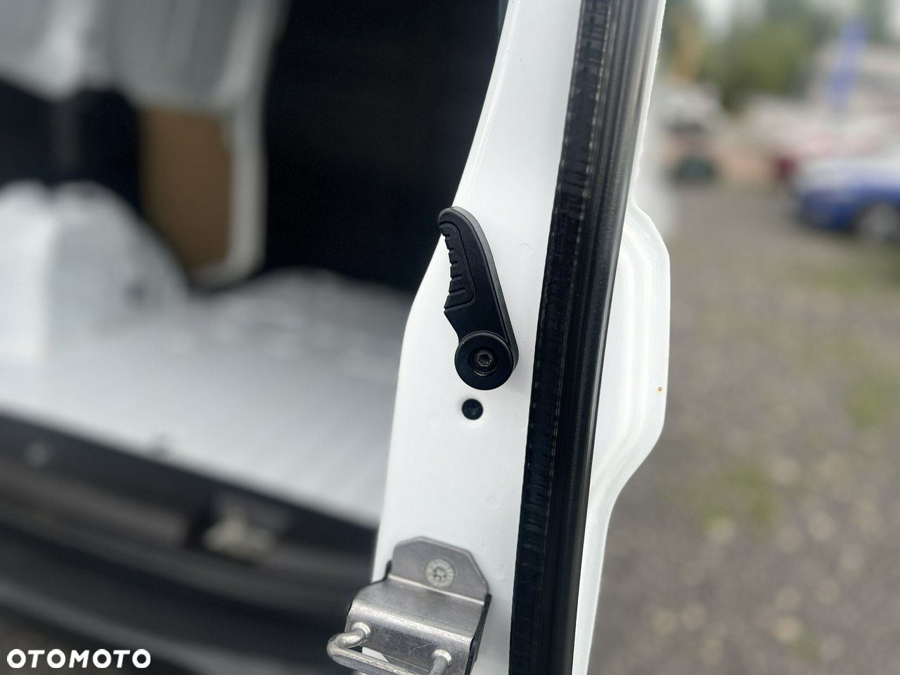 Ford Transit Courier 1.5 TDCi Ambiente - 12