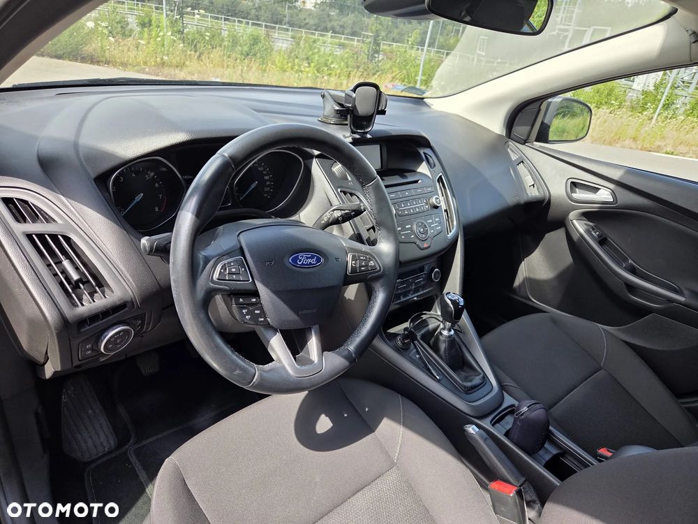 Ford Focus 1.5 EcoBoost Trend ASS - 10