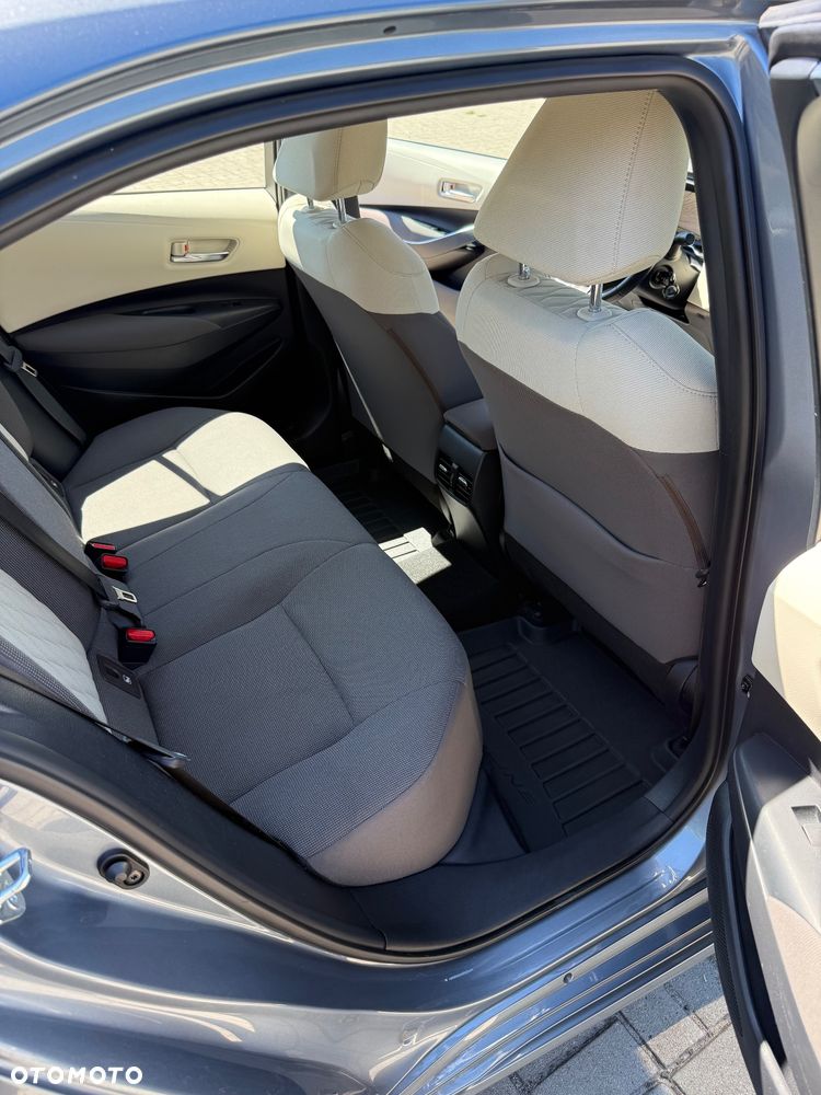 Toyota Corolla 1.6 Comfort - 16