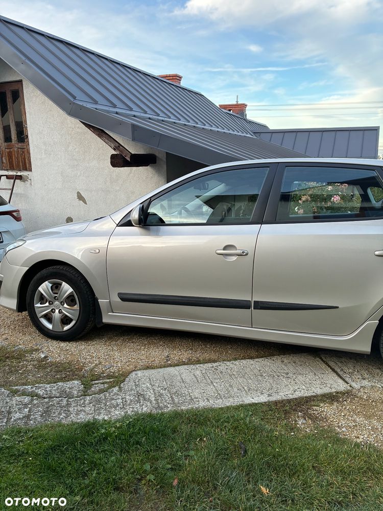 Hyundai I30 2011 photo 3