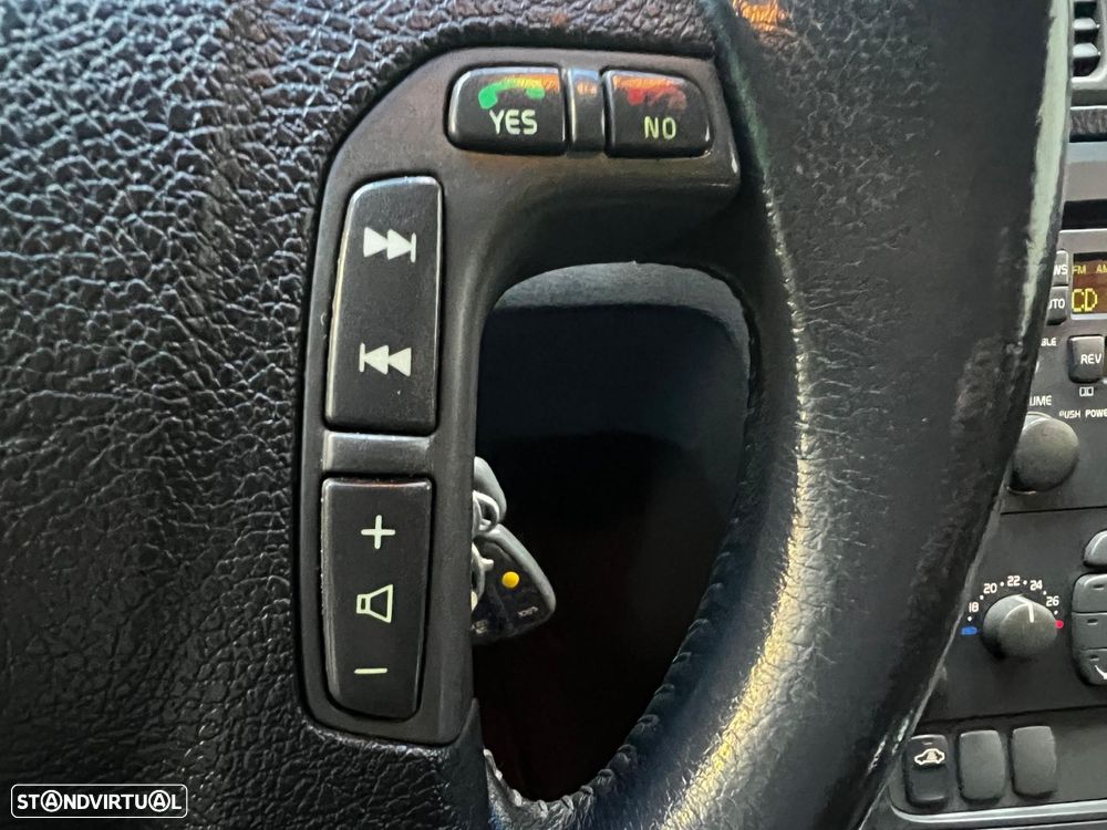 Volvo V70 Crosscountry - 28