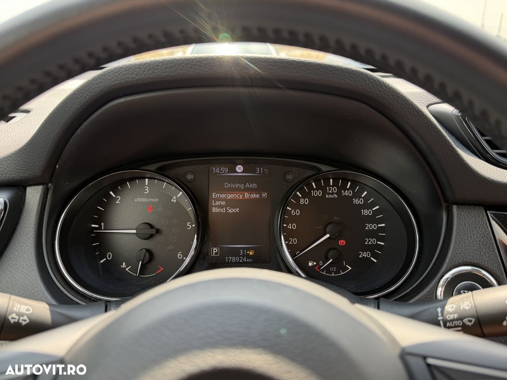 Nissan X-Trail 2.0 dCi ALL-MODE 4x4i Xtronic N-Connecta - 22