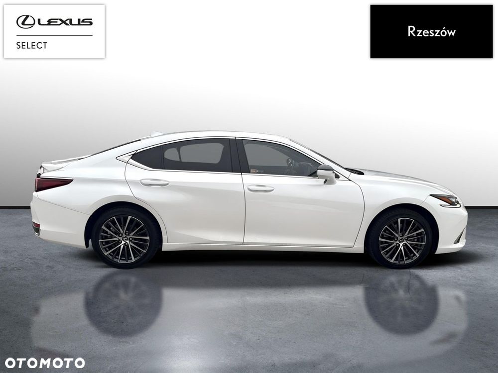 Lexus ES 300h Prestige - 6