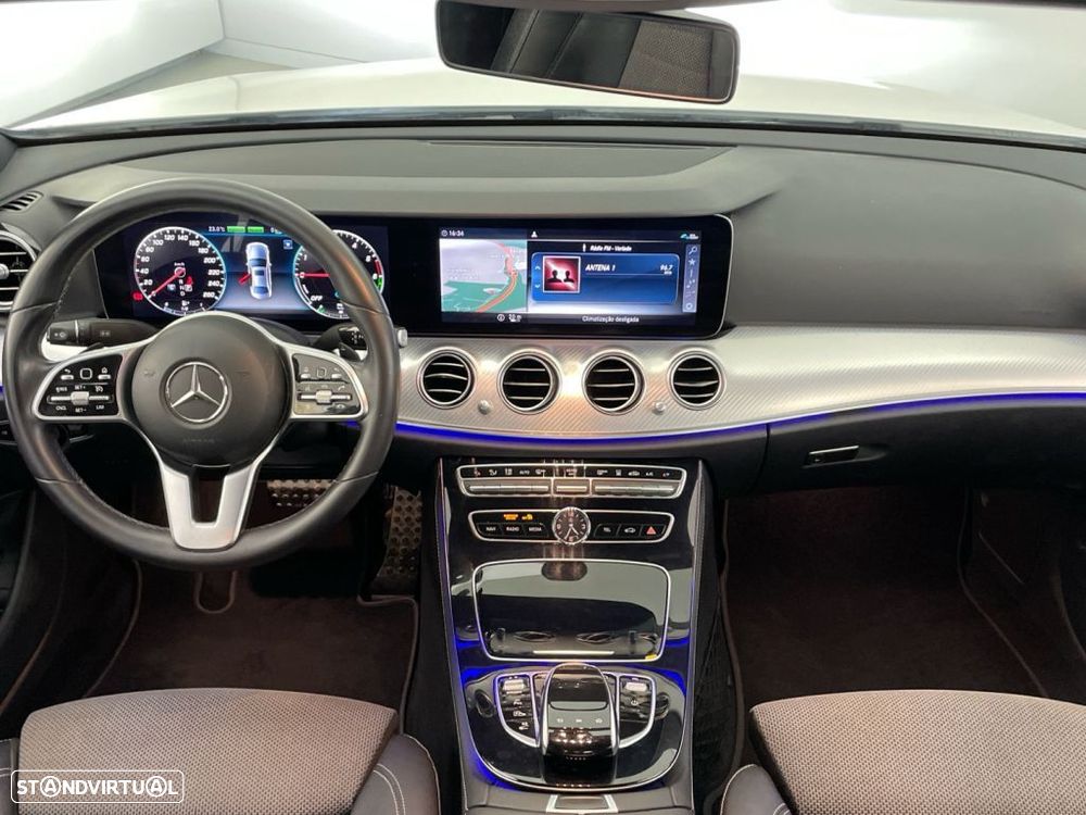 Mercedes-Benz E 300 - 10