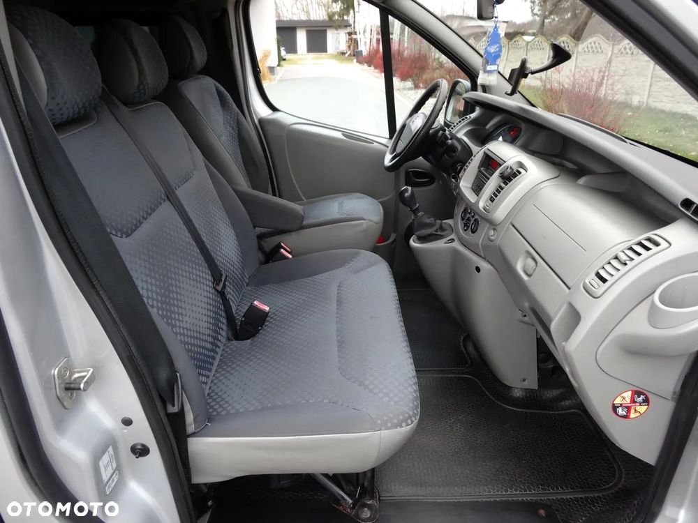 Renault Trafic Passenger FAP L2H1 Expression - 20