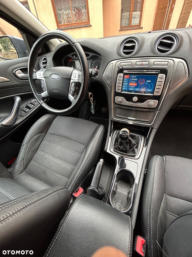 Ford Mondeo 2.0 TDCi Titanium - 11