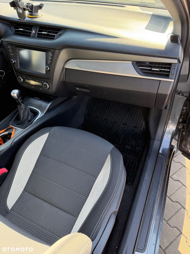 Toyota Avensis 2.0 D-4D Prestige - 9