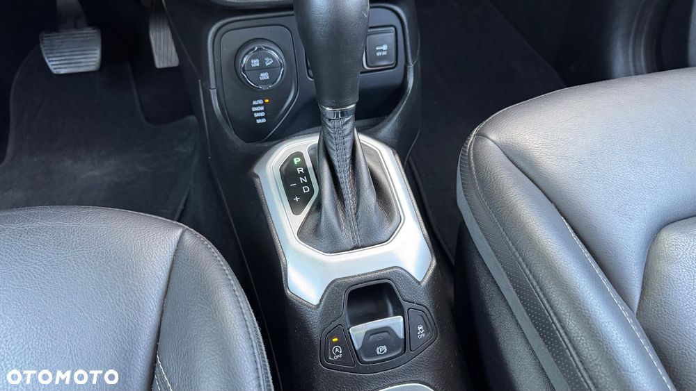 Jeep Renegade 2.0 MultiJet Limited 4WD S&S - 34