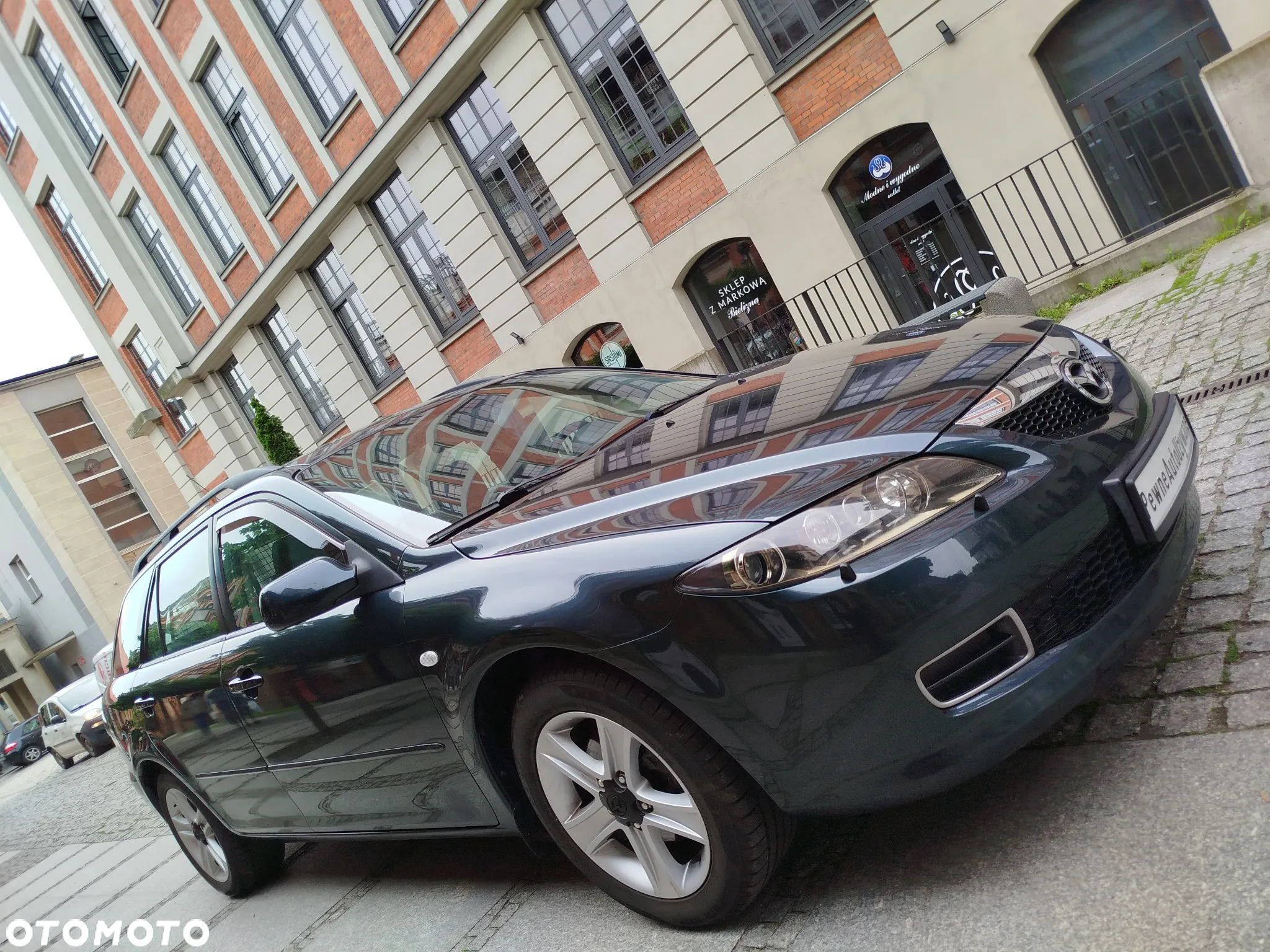 Mazda 6 2.0 Exclusive + - 26