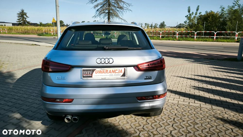 Audi Q3 2.0 TDI quattro S tronic design - 5