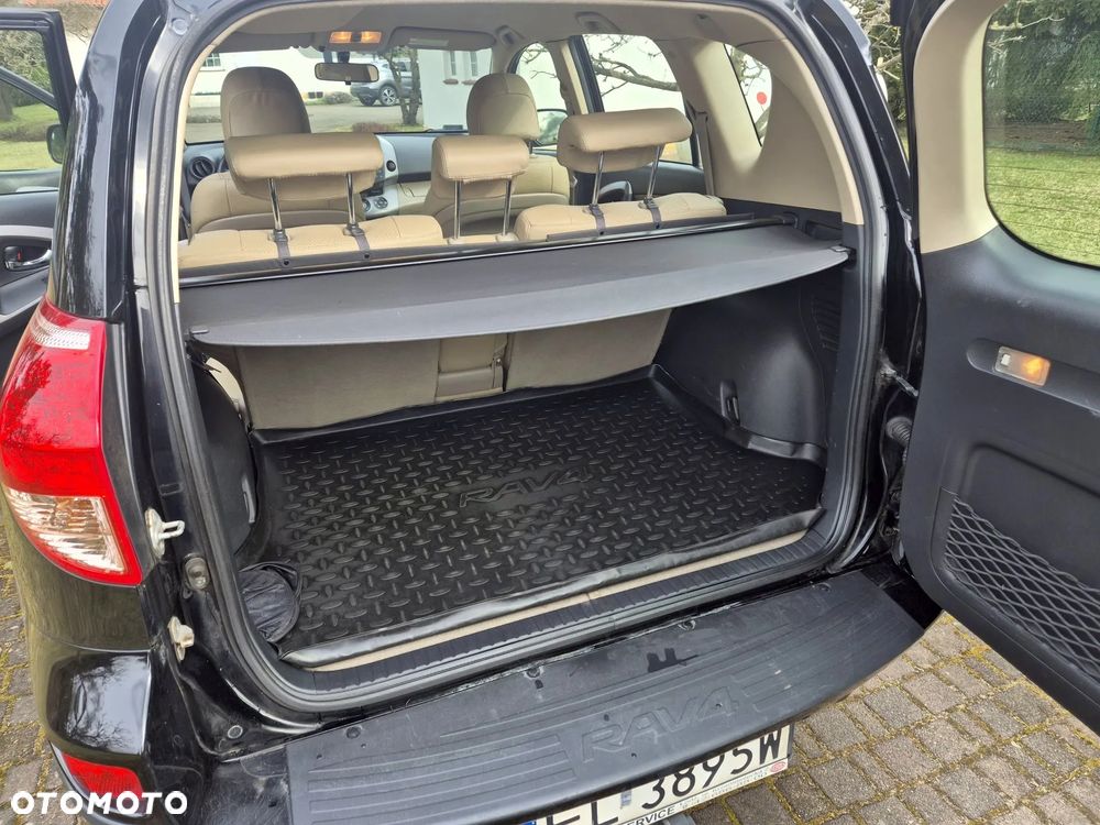 Toyota RAV4 2.0 VVT-i Sol - 10