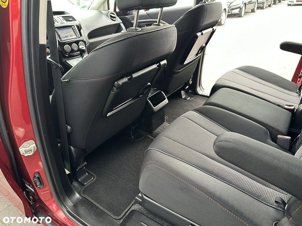 Mazda 5 - 7