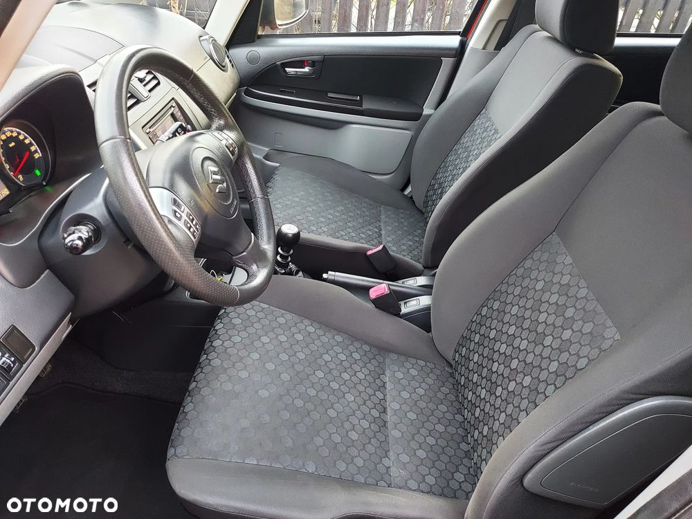 Suzuki SX4 2.0 DDiS 4x4 Style - 25