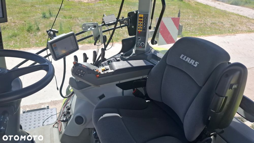 Claas AXION 830 HEXASHIFT CONCEPT - 9