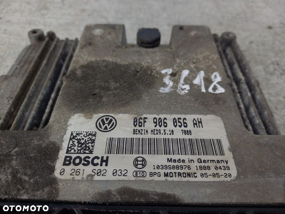 KOMPUTER, STEROWNIK SKODA OCTAVIA II 06F906056AH  0261S02032 BOSCH 2.0 - 6