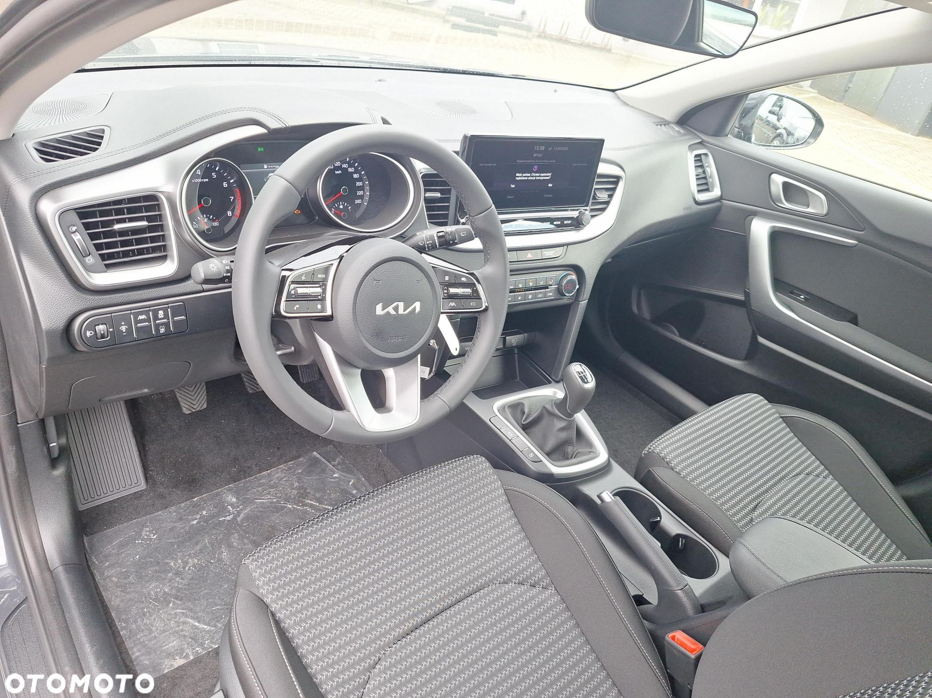 Kia Ceed 1.5 T-GDI M - 8