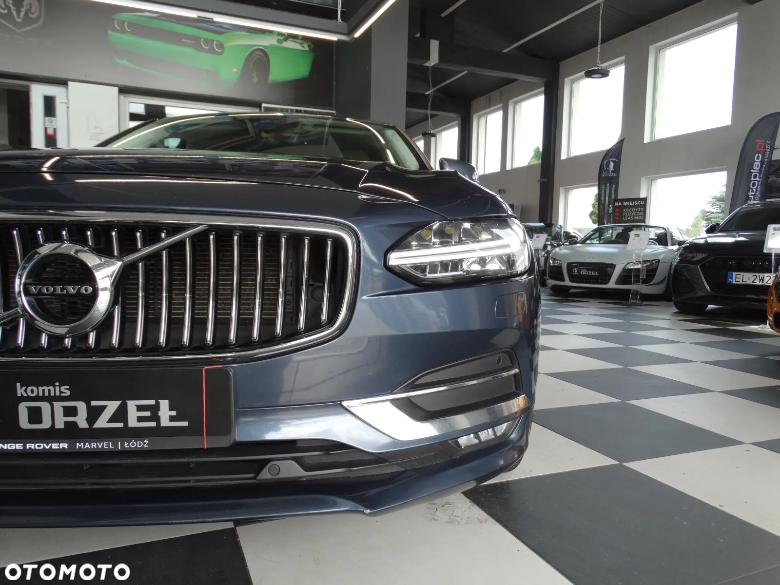 Volvo S90 T4 Momentum Pro - 40