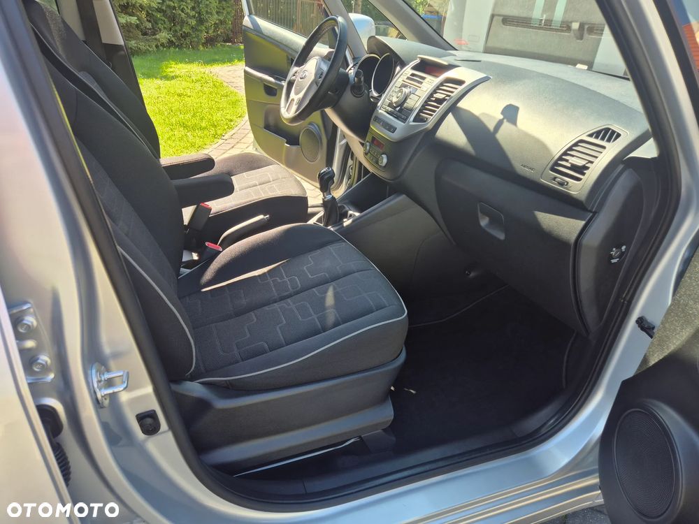 Kia Venga 1.4 CVVT Dream Team Edition - 26