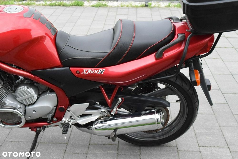 Yamaha XJ - 6