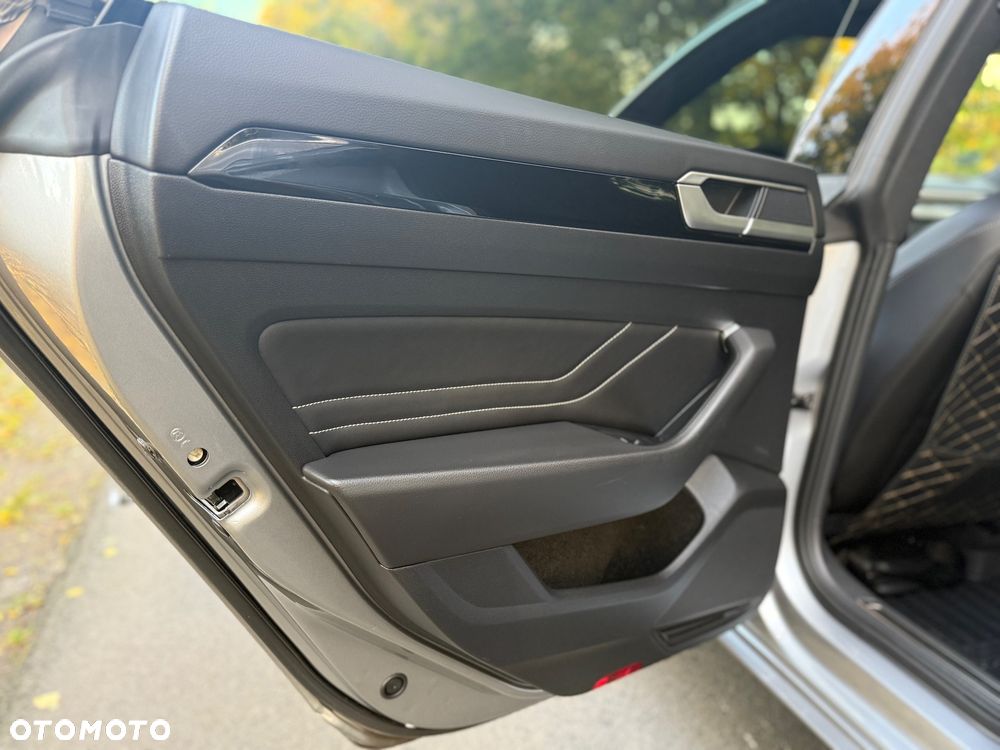 Volkswagen Arteon 2.0 TSI R-Line DSG - 24