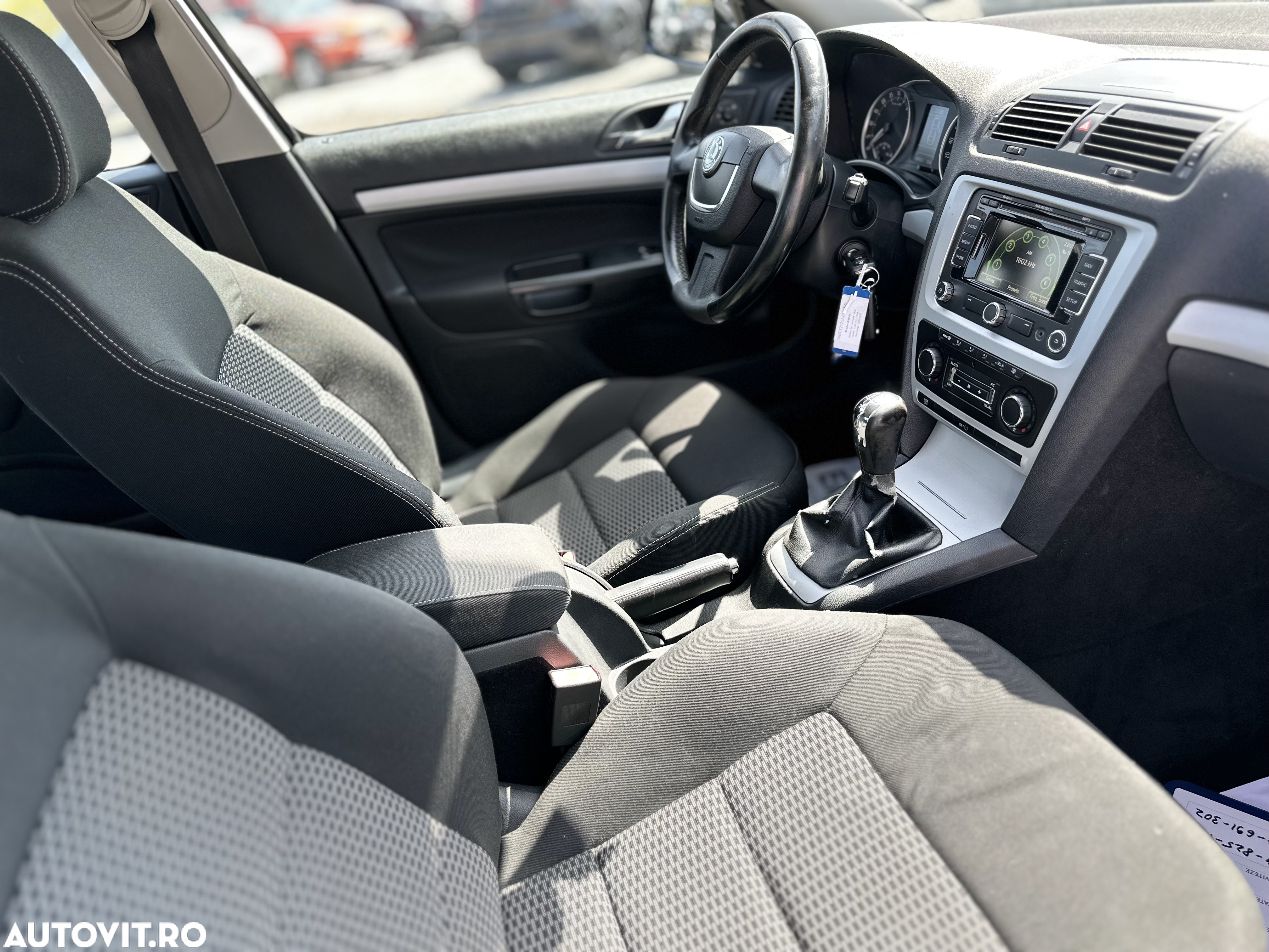 Skoda Octavia 1.6 TDI Ambiente - 6