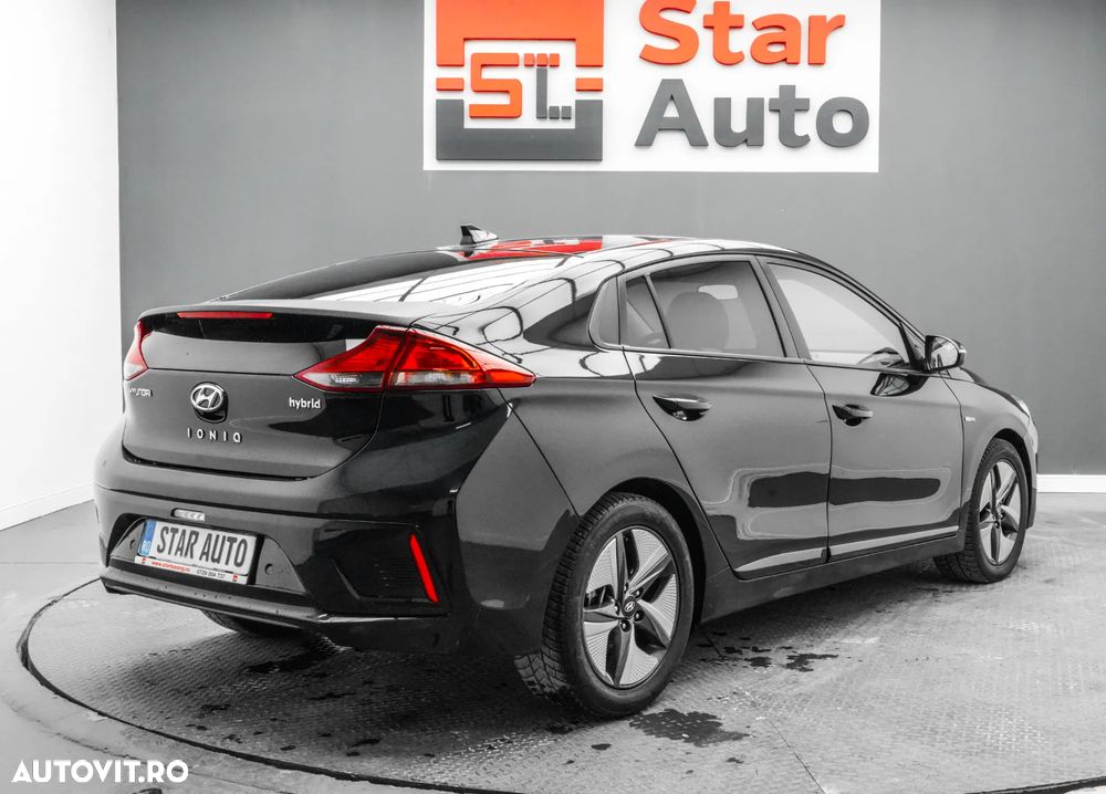Hyundai IONIQ 1.6 GDI Premium - 6