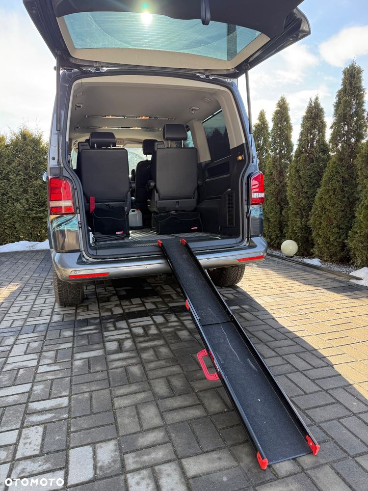 Volkswagen Multivan - 22