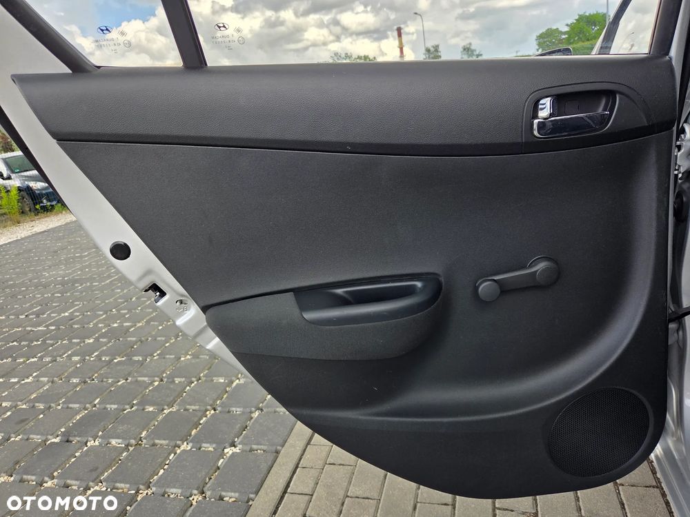 Hyundai i20 1.2 Fifa World Cup Edition - 23
