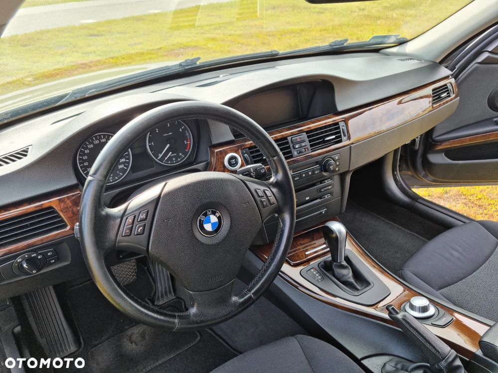 BMW Seria 3 320d DPF - 7