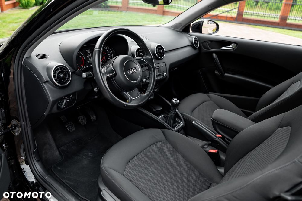 Audi A1 3-drzwiowe 1.2 TFSI S line edition - 20