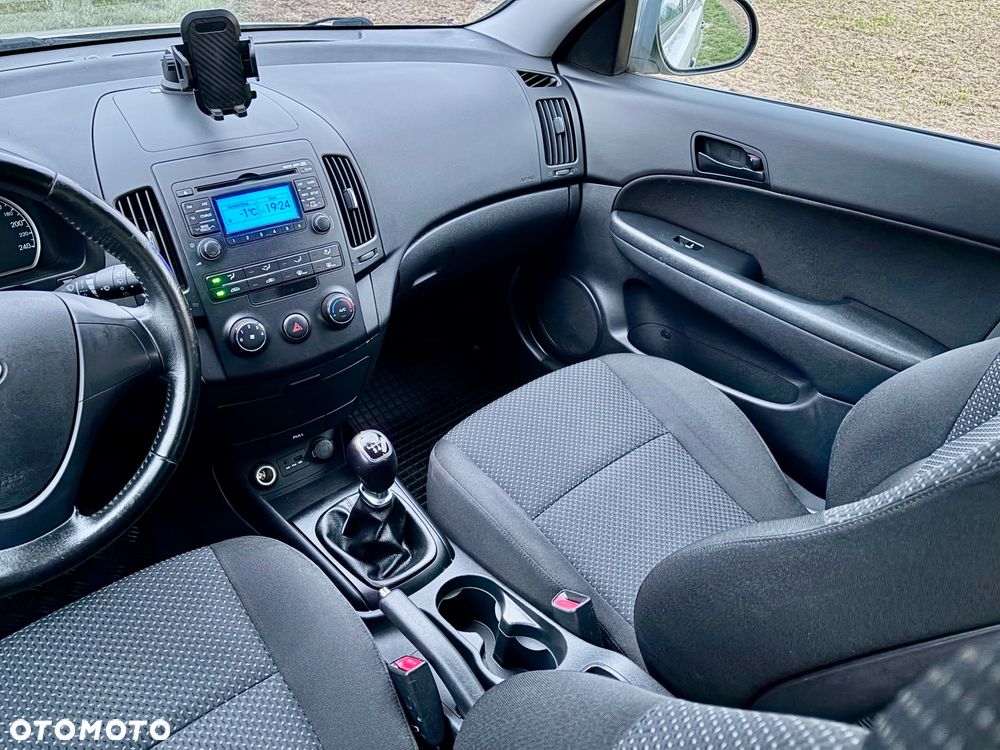 Hyundai i30 i30cw 1.4 Edition 20 - 14