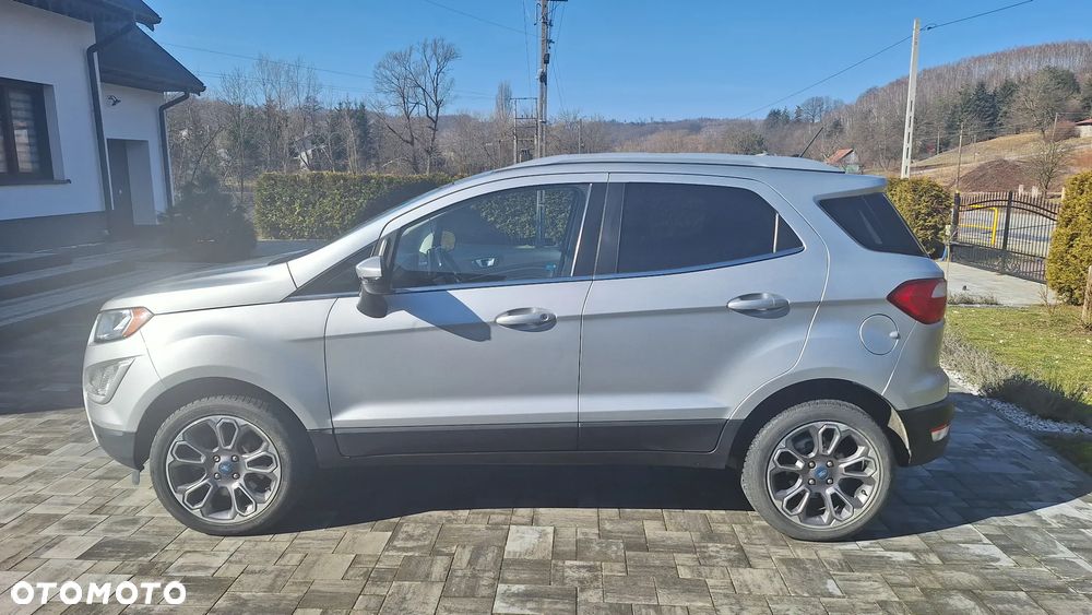Ford EcoSport - 4