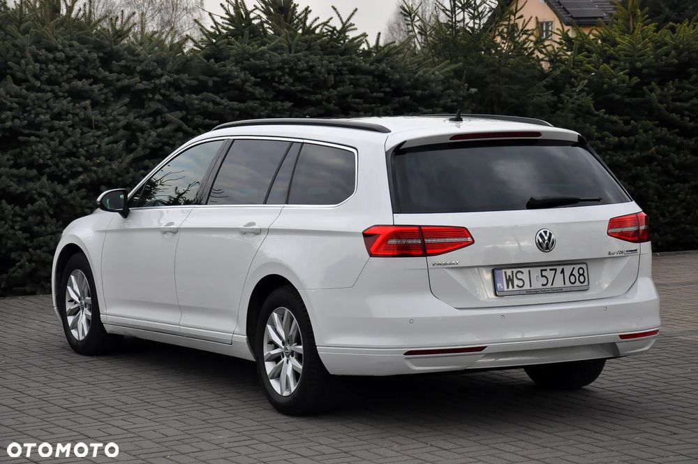Volkswagen Passat - 19