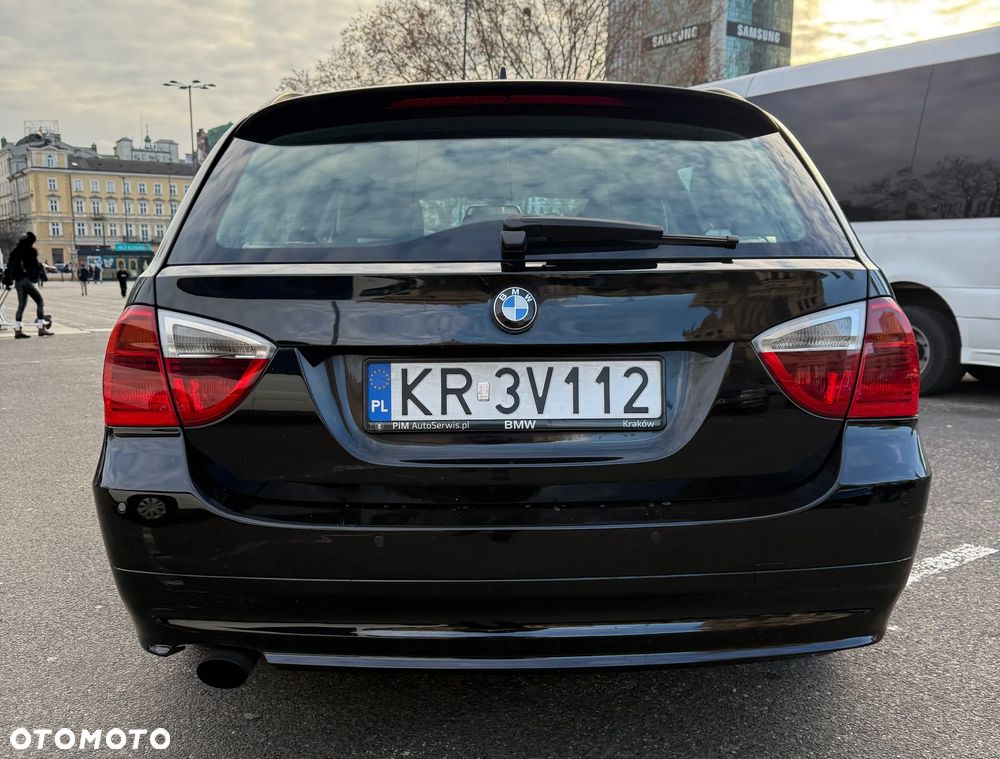 BMW Seria 3 320d - 5
