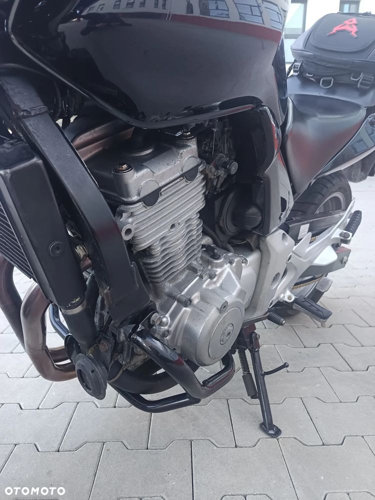 Honda CBF - 24