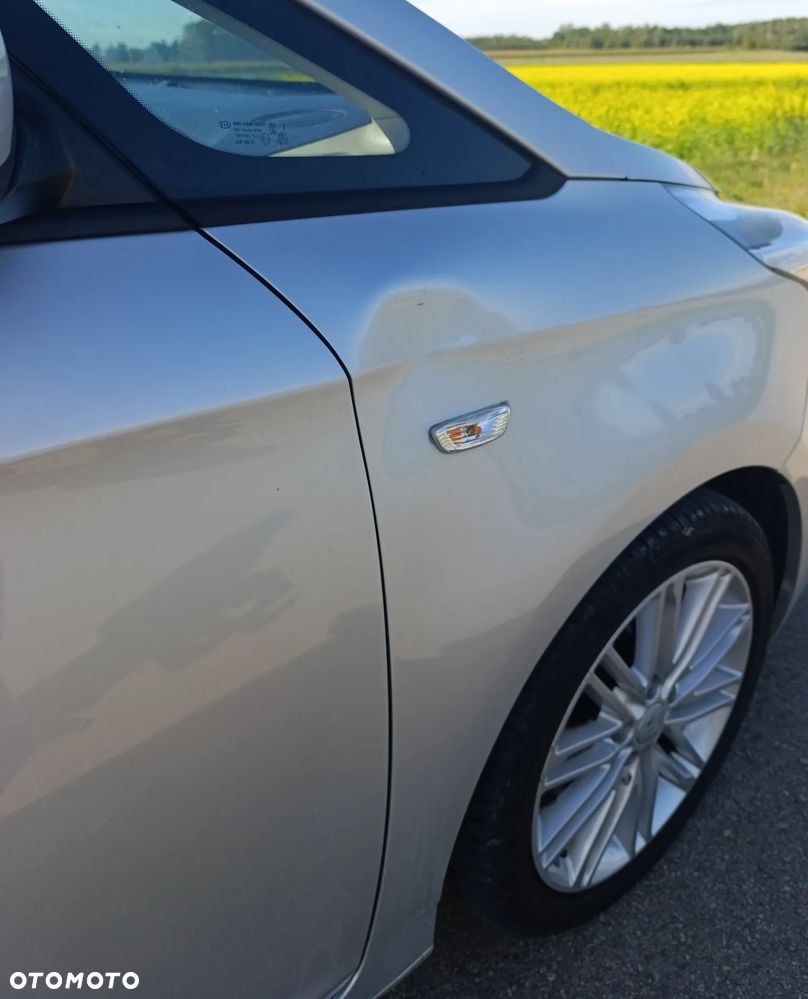 Kia Carens 1.7 CRDi 141 Edition 7 - 6