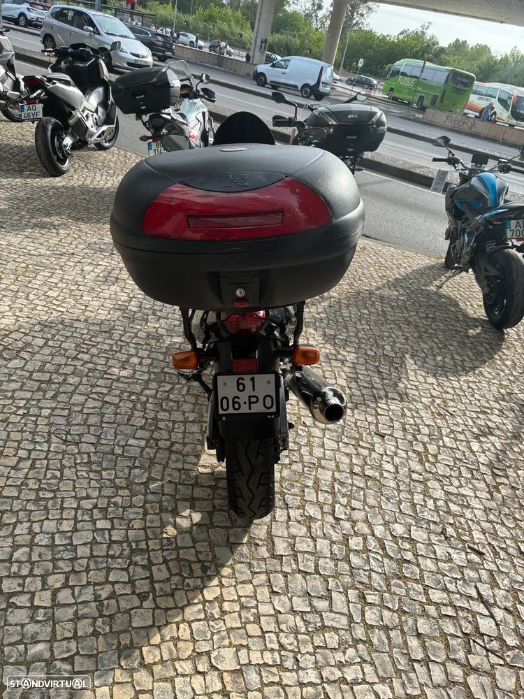 Suzuki GSX 750 F - 4