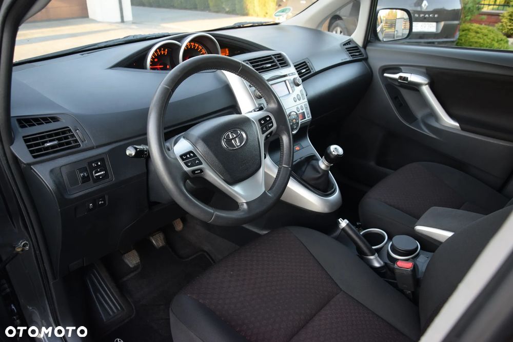 Toyota Verso - 15