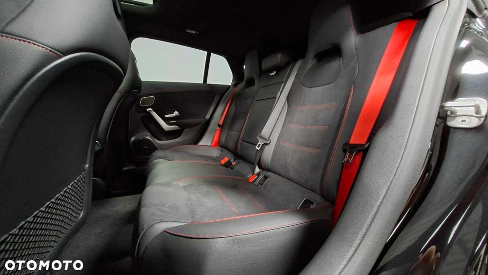 Mercedes-Benz CLA AMG 45 S 4-Matic+ 8G-DCT - 5