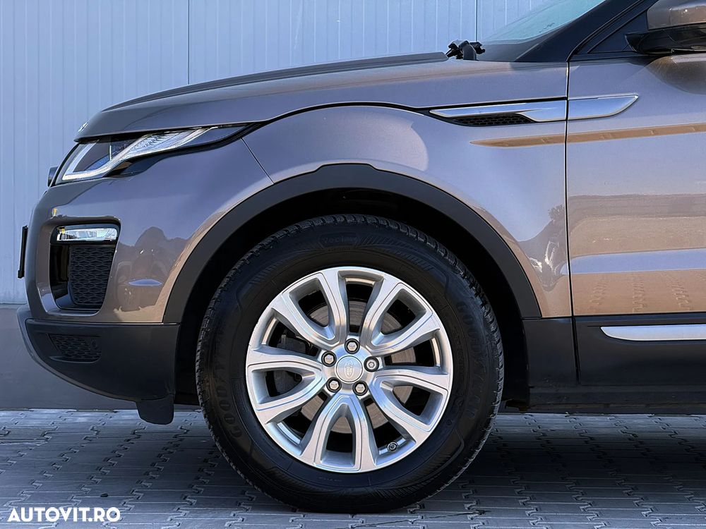 Land Rover Range Rover Evoque 2.0 D150 R-Dynamic - 32