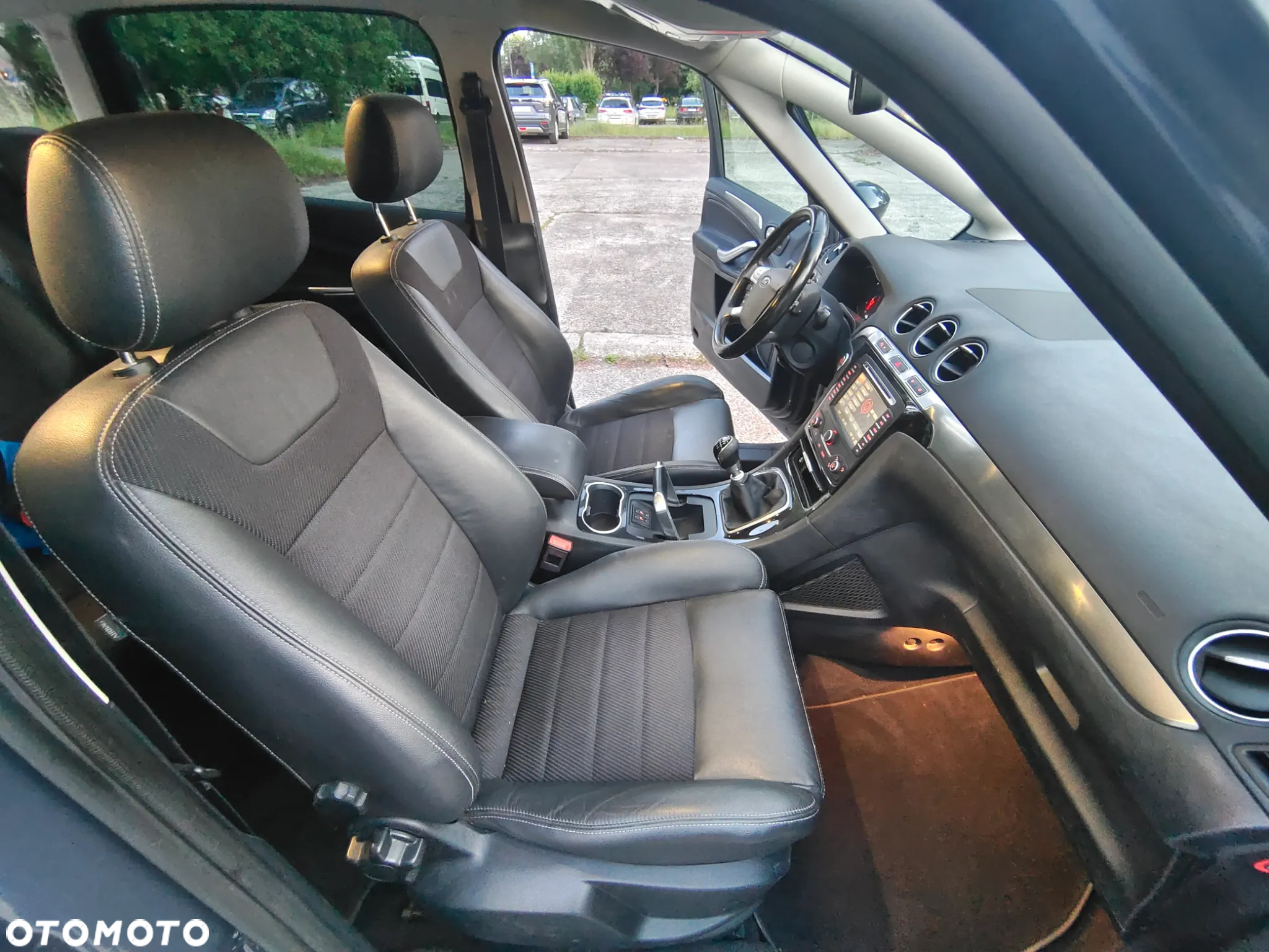 Ford S-Max 2.0 TDCi DPF Business Edition - 12