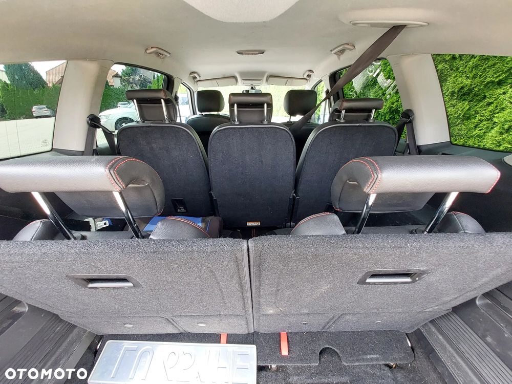 Ford S-Max 2.2 TDCi Titanium - 12