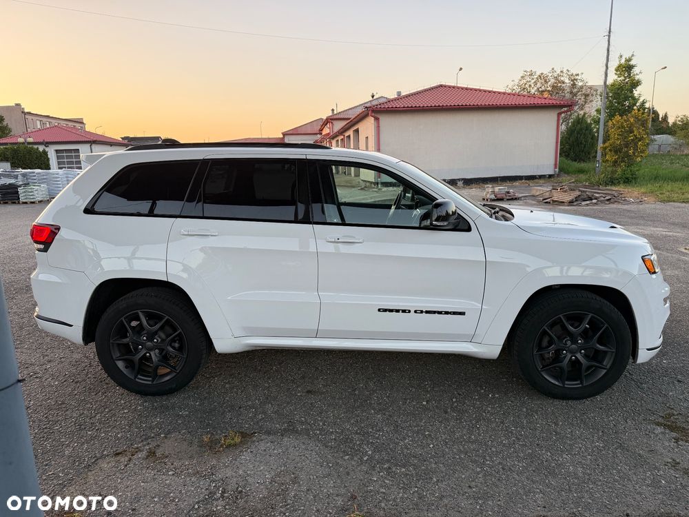 Jeep Grand Cherokee - 8