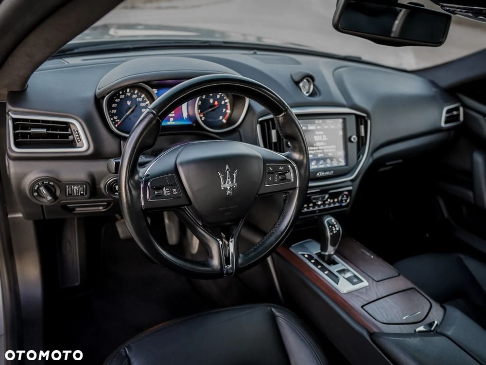 Maserati Ghibli Standard - 10